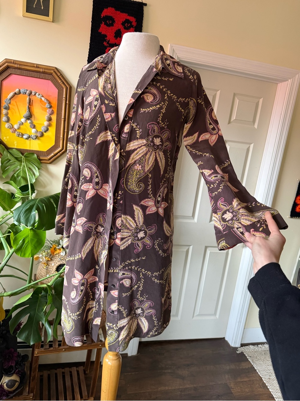 Vintage Y2K Brown Paisley Long Sleeve Silk Button Up Shirt Dress